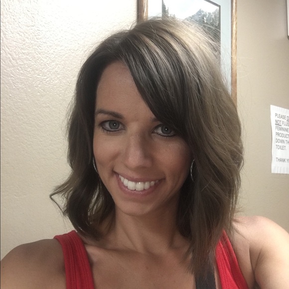 Meet your Posher, Taryn - Picture 1 of 1